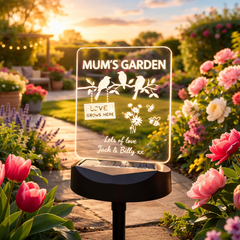 Personalised Mum’s Garden Solar Light – Engraved “Love Grows Here” Garden Plaque
