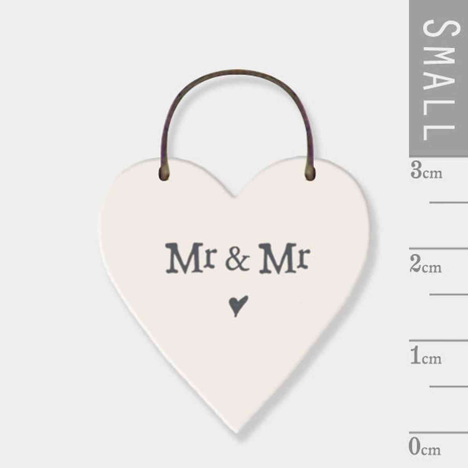 🤍 Mini Mr & Mr Wooden Hanging Heart The Crafty Bonobo 1