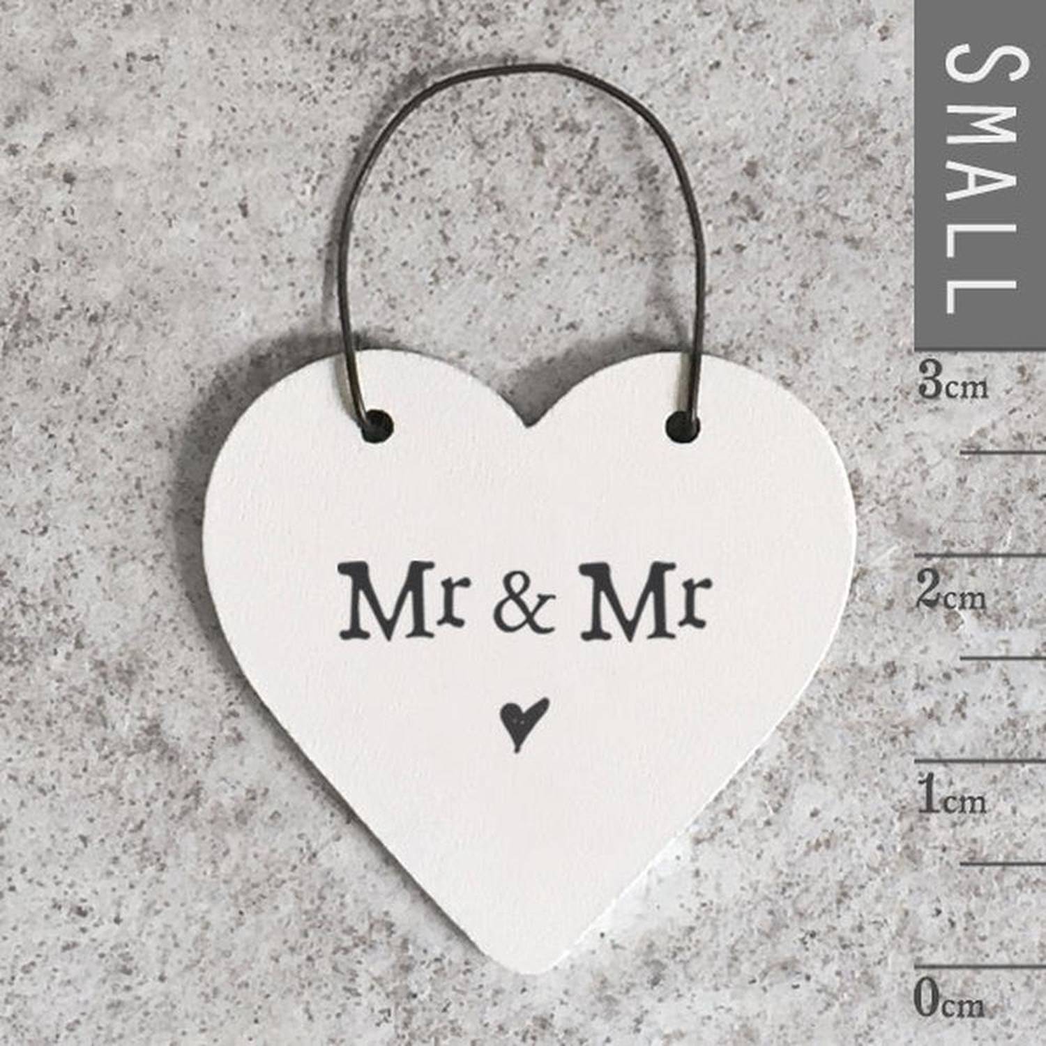 🤍 Mini Mr & Mr Wooden Hanging Heart The Crafty Bonobo 2