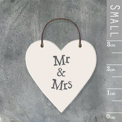 🤍 Mini Mr & Mrs Wooden Hanging Heart The Crafty Bonobo 3