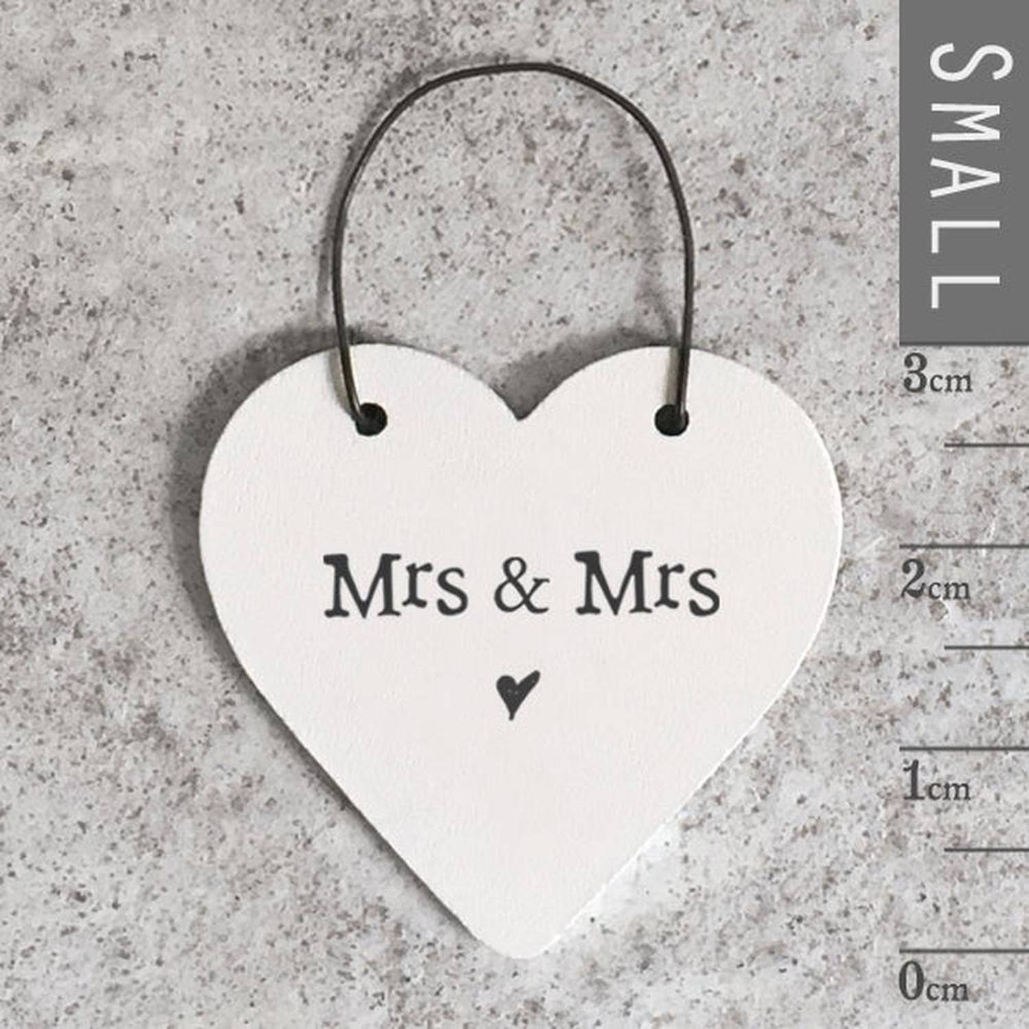 🤍 Mini Mrs & Mrs Wooden Hanging Heart The Crafty Bonobo 1