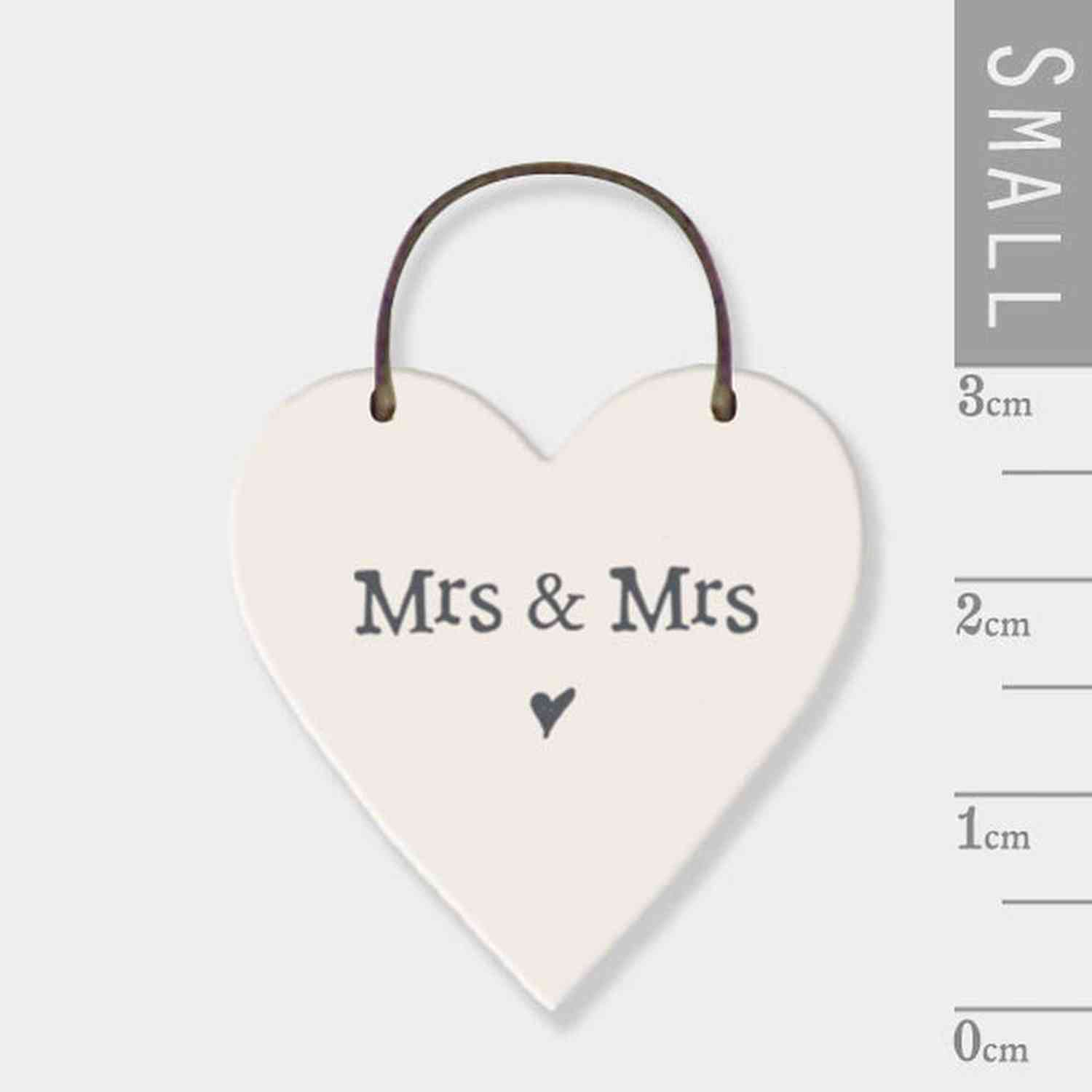 🤍 Mini Mrs & Mrs Wooden Hanging Heart The Crafty Bonobo 2