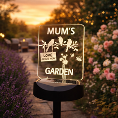 Personalised Mum’s Garden Solar Light – Engraved “Love Grows Here” Garden Plaque