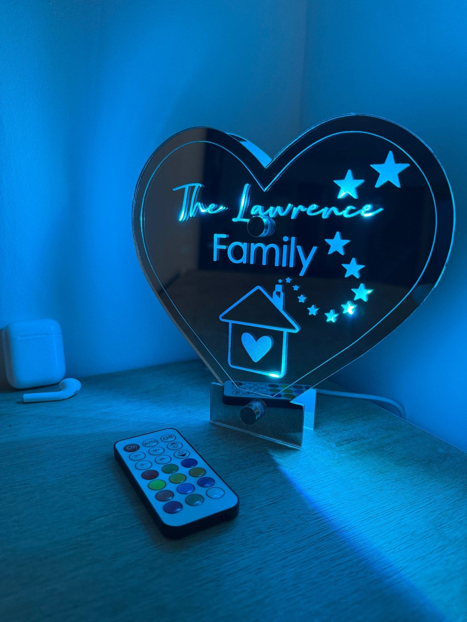 Personalised Heart LED Family Sign – Custom Surname Light with Remote Control The Crafty Bonobo 7