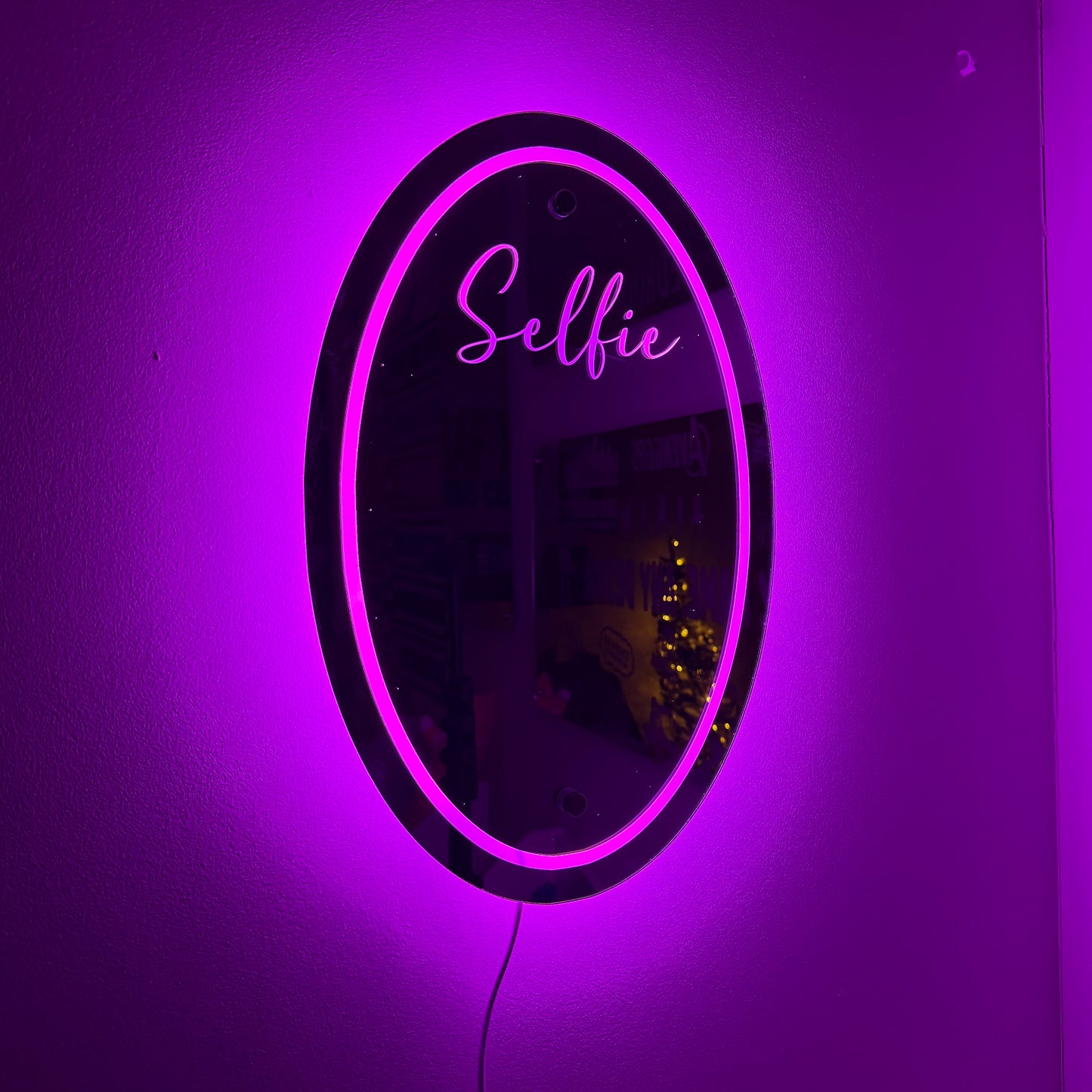 Personalised LED Selfie Mirror – Custom Name Light-Up Wall Mirror