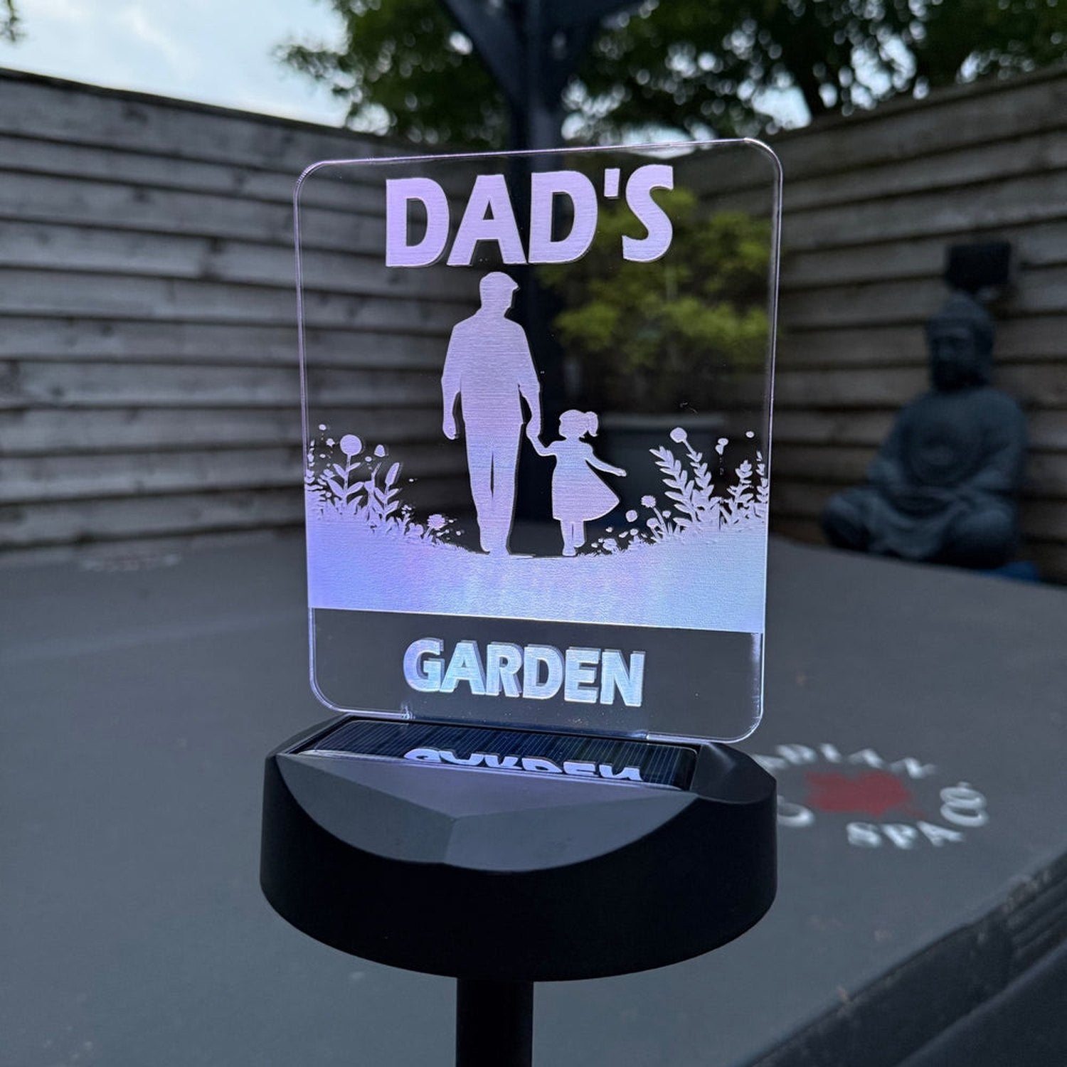 Dad’s Garden Solar Light – Father & Daughter Silhouette Gift The Crafty Bonobo 1