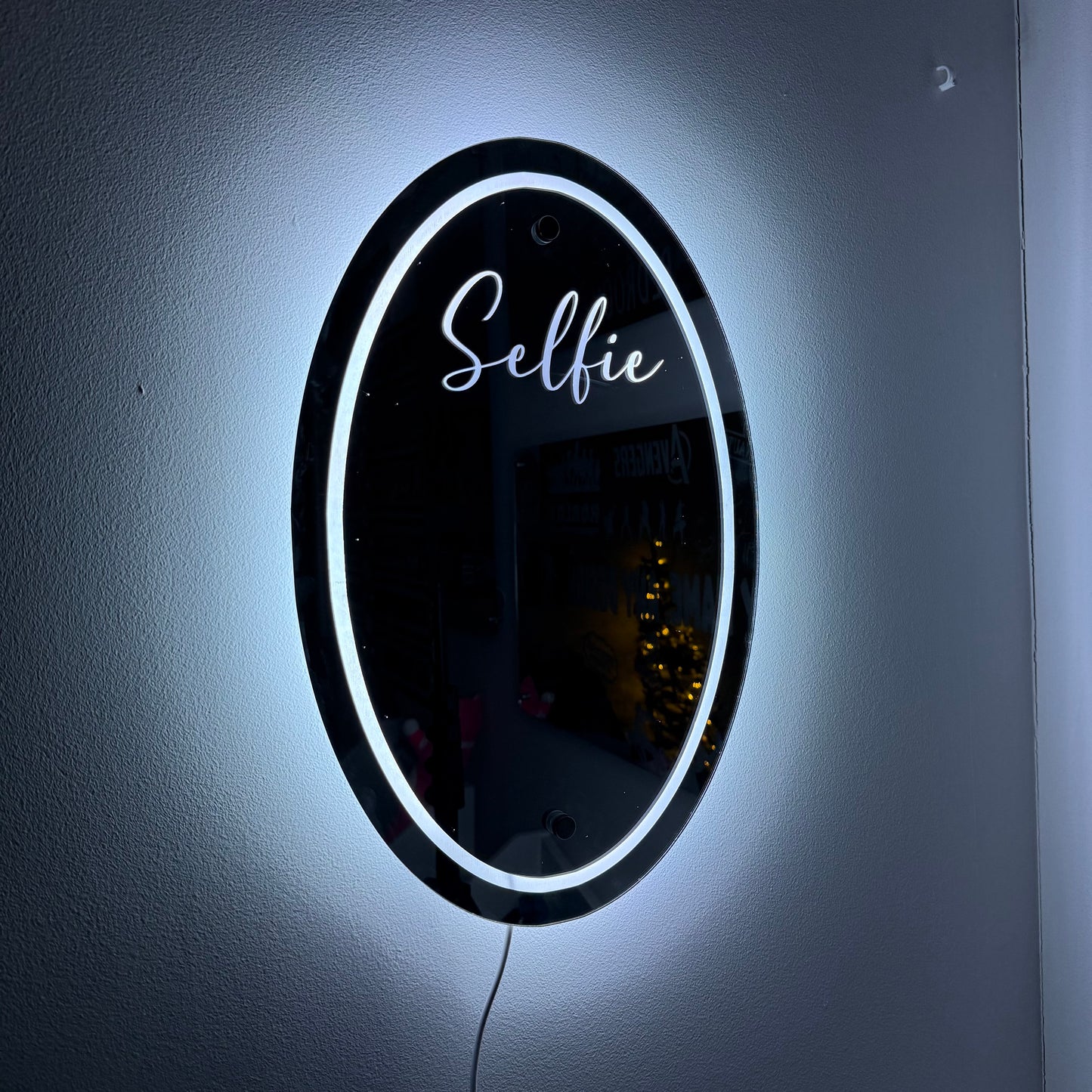 Personalised LED Selfie Mirror – Custom Name Light-Up Wall Mirror