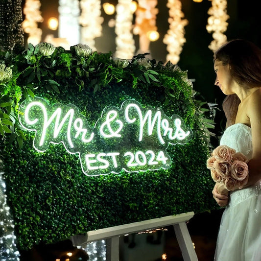 Mr & Mrs Neon Sign | Wedding Neon Sign | Wedding Decor The Crafty Bonobo Neon Sign 1